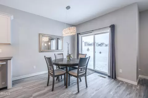 Dining - 5602 Titanium Dr, Bismarck, ND 58503 photo 1 of 2