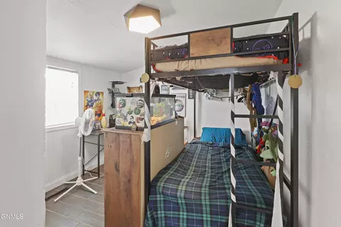 Bedroom - 1509 4th Ave W, Williston, ND 58801 photo 3 of 3