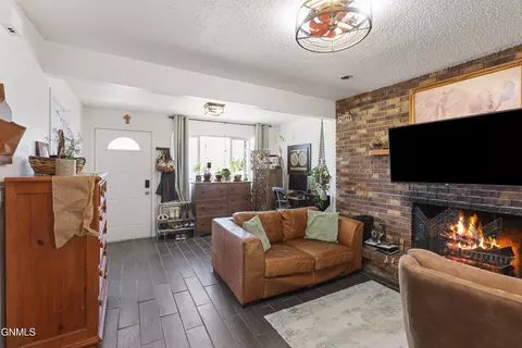 Living - 1509 4th Ave W, Williston, ND 58801 photo 3 of 3