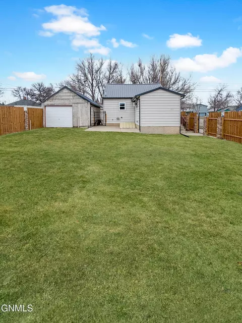 Other - 802 Broadway W, Williston, ND 58801 photo 2 of 15