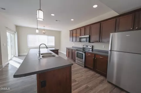 Kitchen - 2725 28th St W, Williston, ND 58801 photo 3 of 3