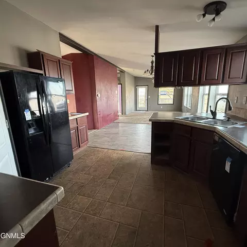 Kitchen - 13836 Stanley St NW, Williston, ND 58801 photo 2 of 3
