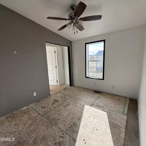 Bedroom - 13836 Stanley St NW, Williston, ND 58801 photo 2 of 4