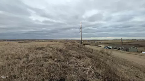 14932 Cochise St, Williston, ND 58801 photo 8