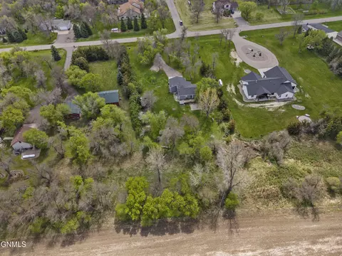 View/Area - 5800 Lariat Loop, Bismarck, ND 58503 photo 5 of 5