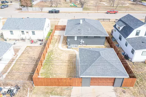 View/Area - 1525 4th Ave W, Williston, ND 58801 photo 3 of 4