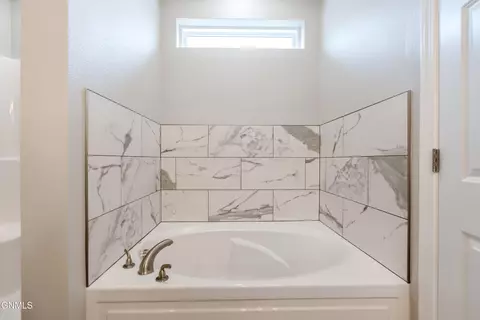 Bath - 4810 Cornice Loop, Bismarck, ND 58503 photo 7 of 16