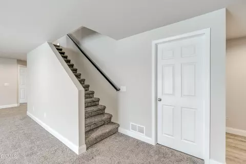 Entry Way - 4810 Cornice Loop, Bismarck, ND 58503 photo 7 of 8
