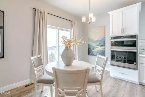Dining - 4810 Cornice Loop, Bismarck, ND 58503 photo 2 of 3