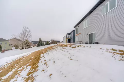 Exterior - 4810 Cornice Loop, Bismarck, ND 58503 photo 11 of 12