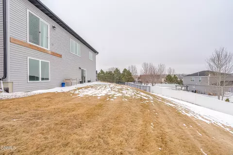 Exterior - 4810 Cornice Loop, Bismarck, ND 58503 photo 8 of 12