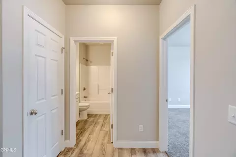 Entry Way - 4810 Cornice Loop, Bismarck, ND 58503 photo 3 of 8