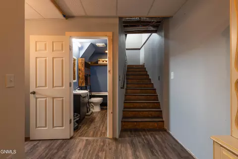 Entry Way - 303 1st Ave NE, Garrison, ND 58540 photo 3 of 4