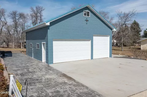Other - 303 1st Ave NE, Garrison, ND 58540 photo 19 of 33