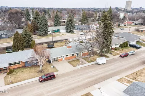 216 Tower Ave, Bismarck, ND 58501