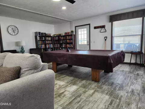 1614 Fox Dr SE, Mandan, ND 58554 photo 46