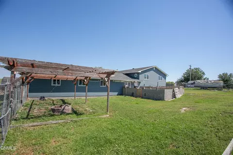 Exterior - 128 First St E, Lambert, MT 59243 photo 2 of 3