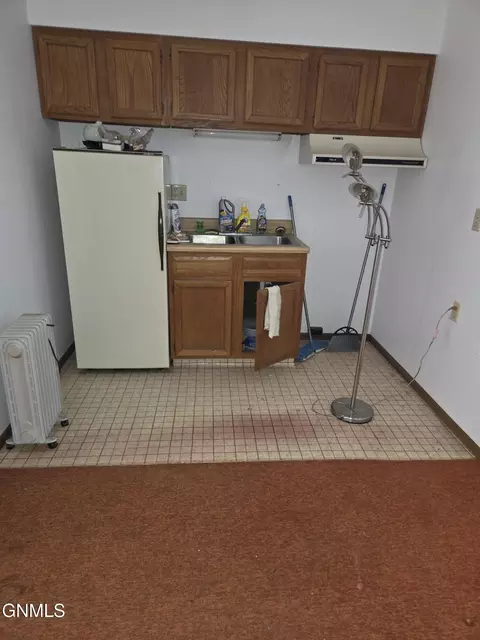 220 Church St, Flasher, ND 58535 photo 18
