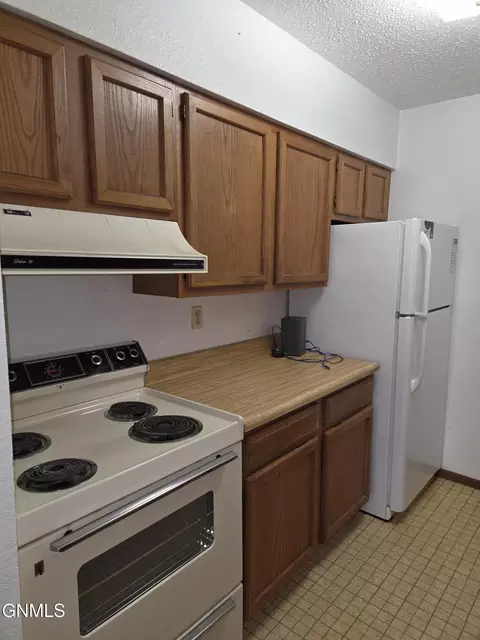 220 Church St, Flasher, ND 58535 photo 2