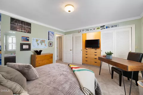 Bedroom - 405 14th St E, Williston, ND 58801 photo 6 of 8