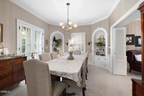 Dining - 405 14th St E, Williston, ND 58801 photo 1 of 3
