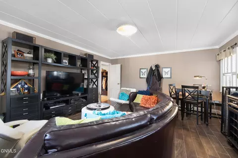 Living - 405 14th St E, Williston, ND 58801 photo 4 of 4