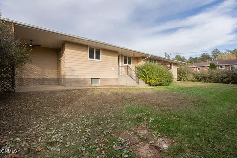 Exterior - 741 Empire Rd, Dickinson, ND 58601 photo 6 of 9