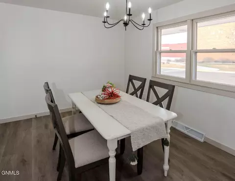 Dining - 741 Empire Rd, Dickinson, ND 58601 photo 1 of 2