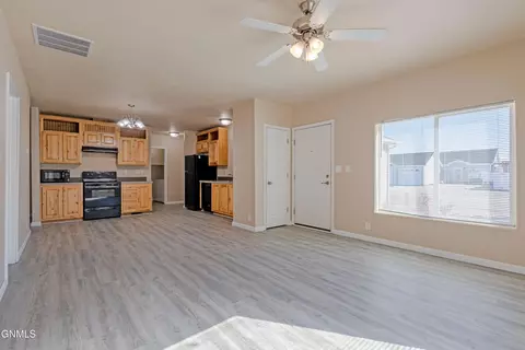 Living - 12385 Rainbow Loop, Epping, ND 58843 photo 1 of 3
