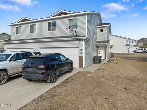 337 Adeline Dr, Stanley, ND 58784