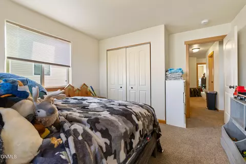 Bedroom - 337 Adeline Dr, Stanley, ND 58784 photo 2 of 5
