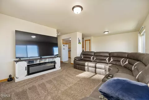 Other - 816 Nighthawk Dr, Stanley, ND 58784 photo 6 of 10