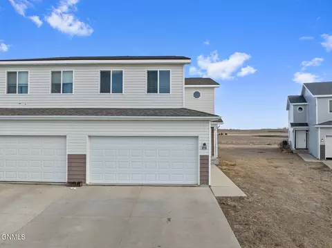 Exterior - 816 Nighthawk Dr, Stanley, ND 58784 photo 2 of 5