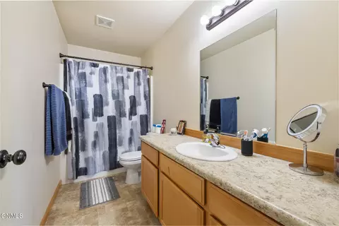 Bath - 816 Nighthawk Dr, Stanley, ND 58784 photo 1 of 2
