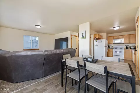 Dining - 816 Nighthawk Dr, Stanley, ND 58784 photo 2 of 2
