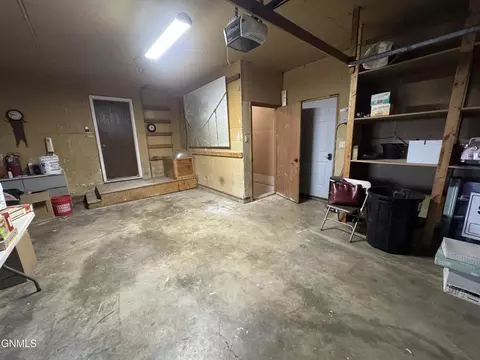 Other - 1292 8th St SW, Dickinson, ND 58601 photo 24 of 38
