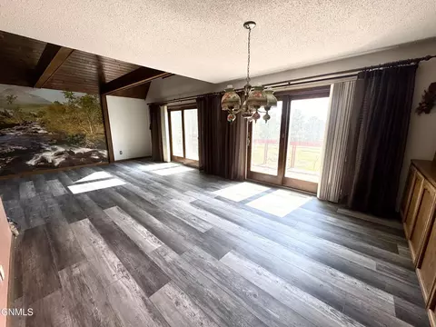 Dining - 1292 8th St SW, Dickinson, ND 58601 photo 1 of 1