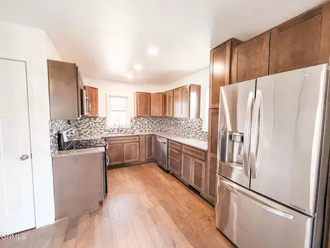 Kitchen - 706 9th Ave W, Williston, ND 58801 photo 6 of 6