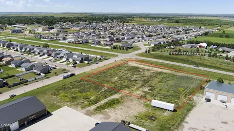 6656 28th Ave SE, Lincoln, ND 58504