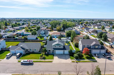 View/Area - 1817 25th St W, Williston, ND 58801 photo 5 of 6