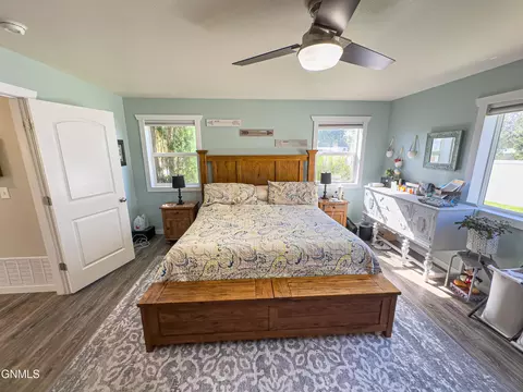 Bedroom - 1817 25th St W, Williston, ND 58801 photo 3 of 7