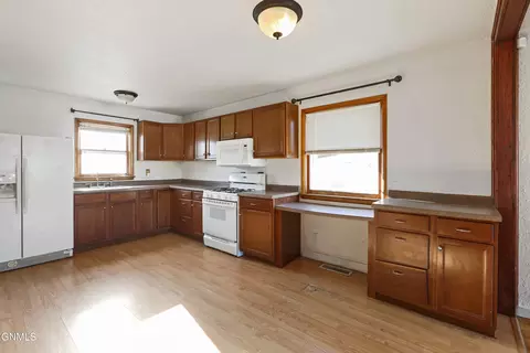 Kitchen - 1716 1st Ave W, Williston, ND 58801 photo 1 of 2
