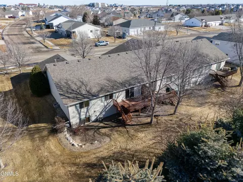 View/Area - 321 E Calgary Ave, Bismarck, ND 58503 photo 2 of 2