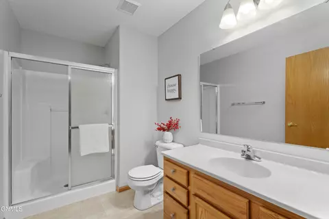 Bath - 321 E Calgary Ave, Bismarck, ND 58503 photo 1 of 3