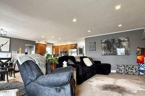 Living - 1620 1st Ave W, Williston, ND 58801 photo 2 of 4