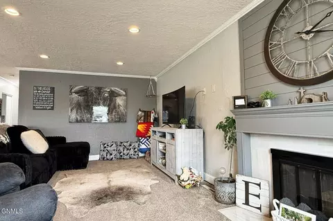 Living - 1620 1st Ave W, Williston, ND 58801 photo 1 of 4