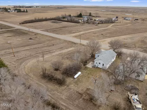 View/Area - 1 Perkins St, Mcgregor, ND 58755 photo 7 of 10