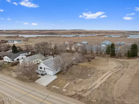 View/Area - 1 Perkins St, Mcgregor, ND 58755 photo 4 of 10