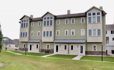 3206 Kenner Loop, Bismarck, ND 58504