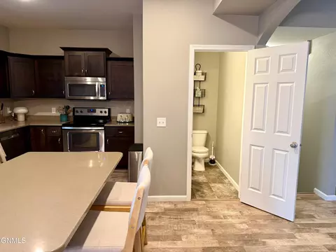 Kitchen - 3206 Kenner Loop, Bismarck, ND 58504 photo 5 of 5